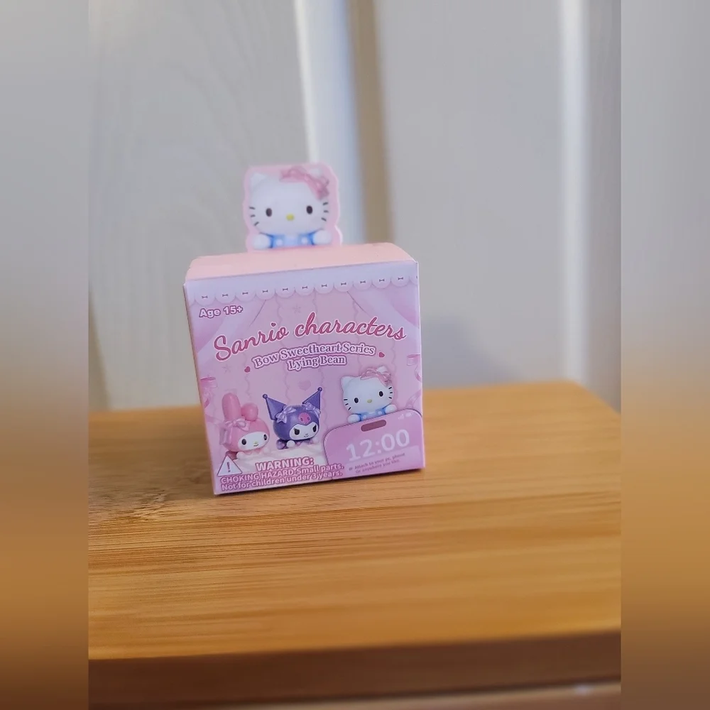 Sanrio Bow Sweetheart Lying Bean Blind Box – MINISO, BNIB